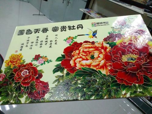 UV平板打印機如何控制成本提高生產？
